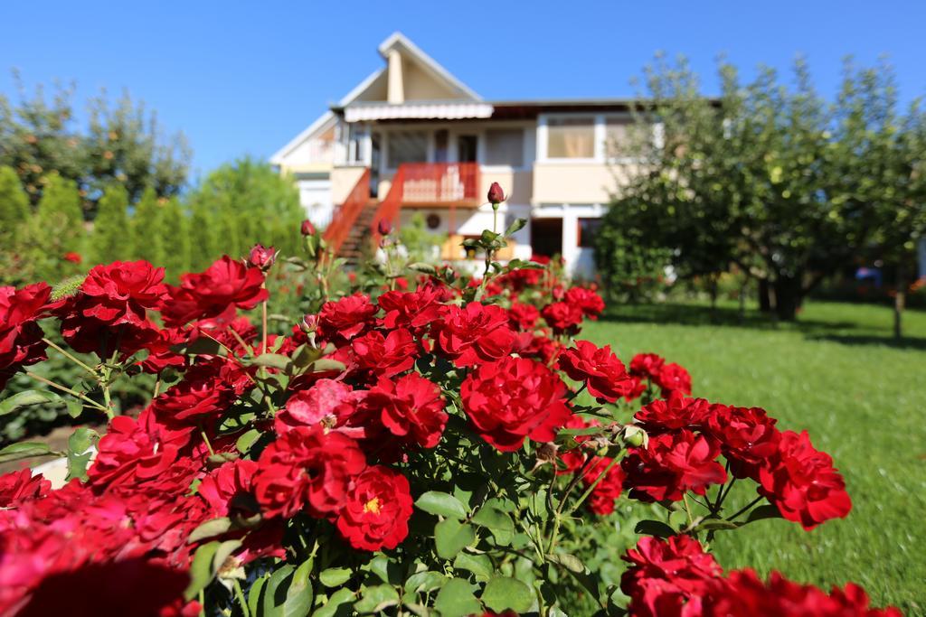 시글리게트 Rozsakert Vendeghaz B&B 외부 사진